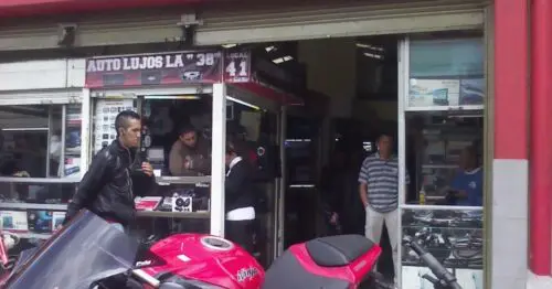 AUTOLUJOS LA 38 BOGOTÁ AUTOLUJOS LA 38 BOGOTÁ